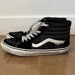 VANS Black and White High-Top
